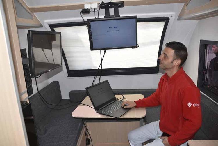 ‘YERLİ YAZILIMLA DIŞA BAĞIMLILIK KALKIYOR’