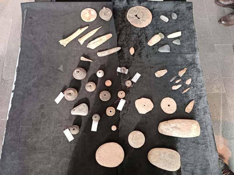 ÇEŞİTLİ İŞLEVLERİ BULUNAN KAPLAR BULUNDU