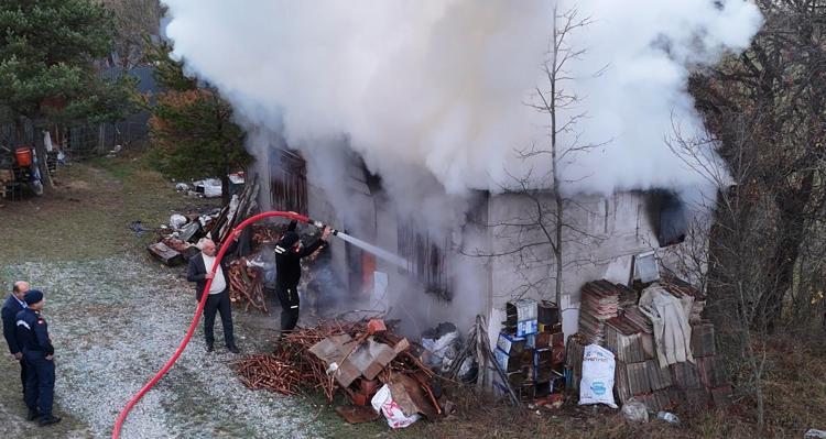 HOCA YANDIM DİYE BAĞIRDI