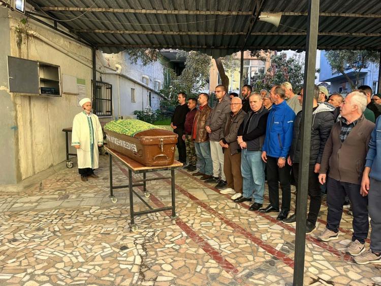 SON YOLCULUĞUNA UĞURLANDI