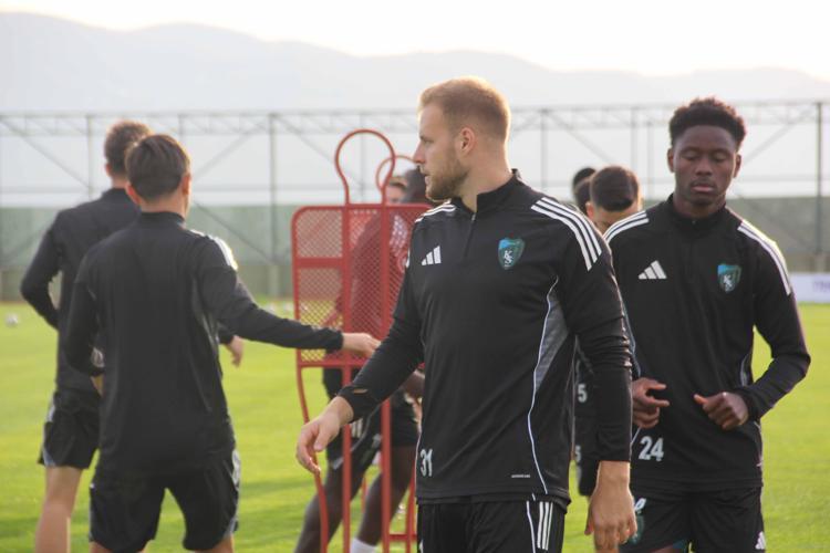 ‘GÖZTEPE LİGİN ÇOK GÜÇLÜ VE ÖNEMLİ TAKIMLARINDAN BİRİ’