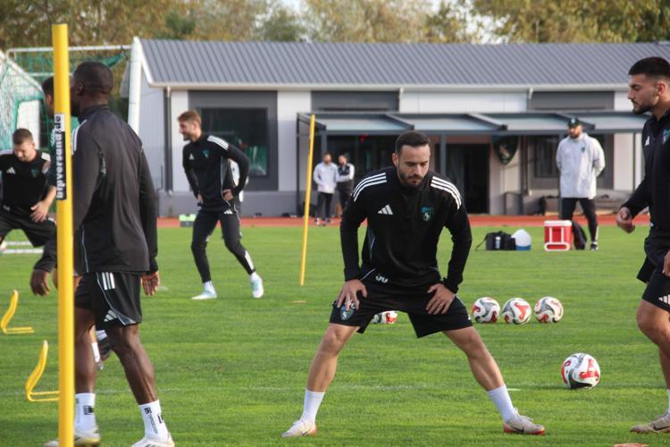 ‘GALATASARAY TARAFTARLARI BENİ ÇAĞIRDI, BANA SEVGİ GÖSTERDİ O SEVGİYE KARŞILIK VERDİM’