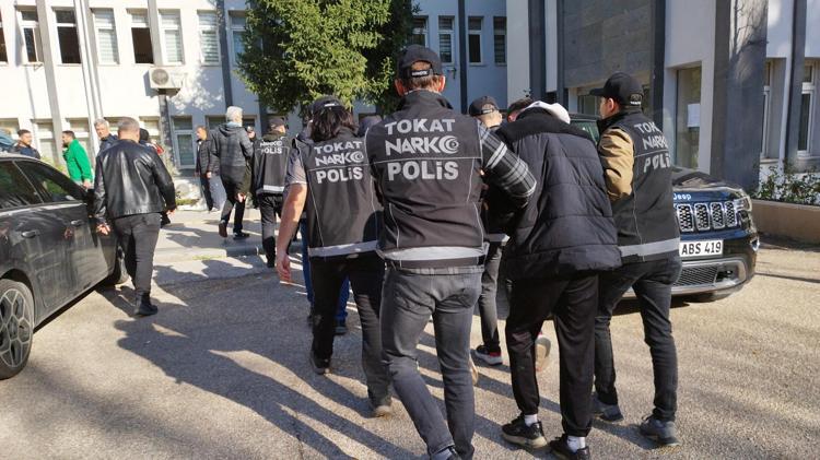 3 KİŞİ TUTUKLANDI