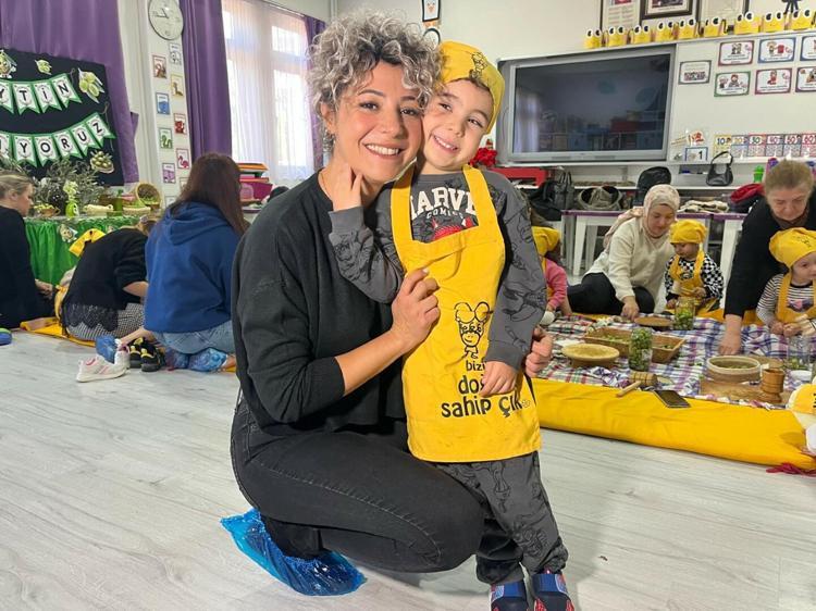 MUTFAK ATÖLYESİ ETKİNLİKLERİNİ EVDE DE DENİYORUZ