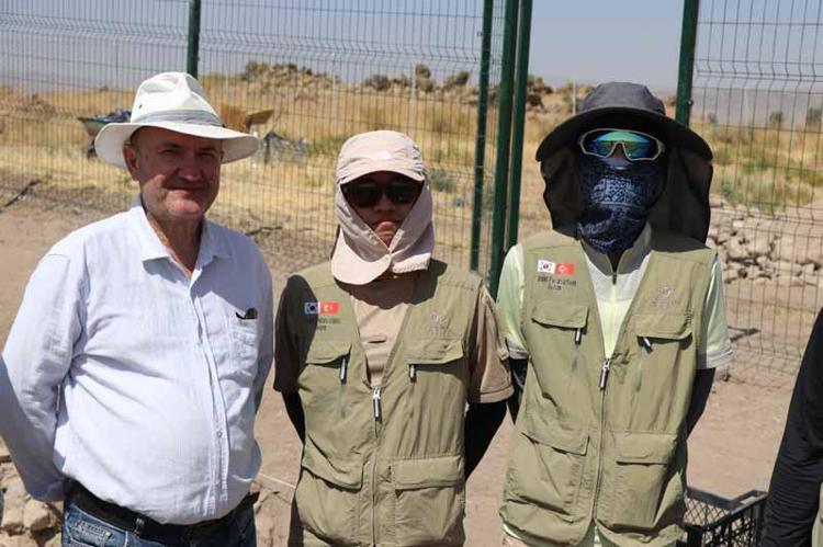 ‘ÇOK DAHA KARMAŞIK BİR YAPI İLE KARŞILAŞTILAR’