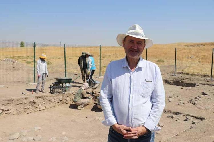 ‘KAZILARI 3 ALANDA YÜRÜTTÜK’