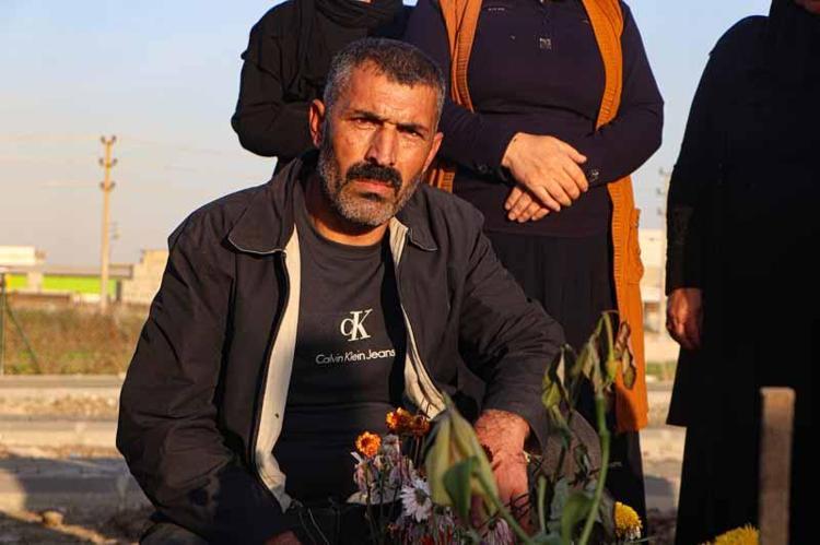 UYKUSUNDA BIÇAKLAMIŞLAR