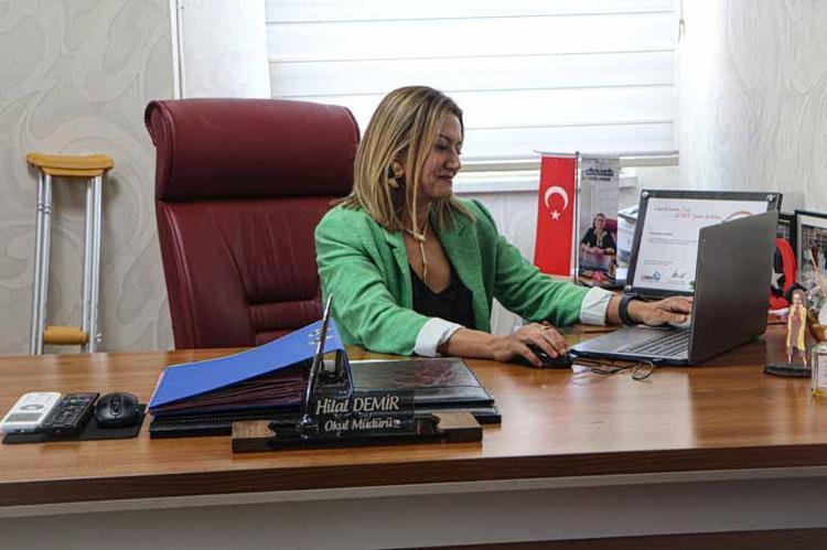 HER AŞAMADA NORMAL BİR BİREY GİBİ YAŞADIM