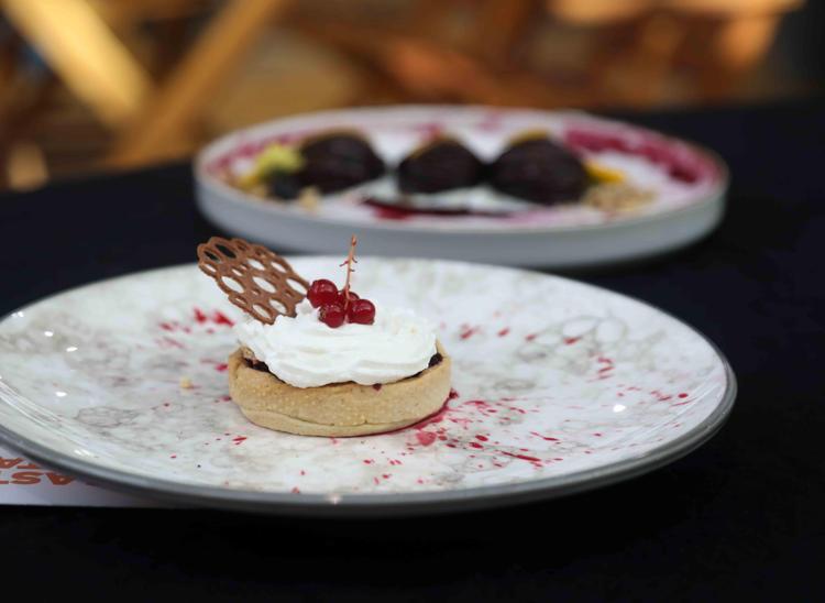 ÇOCUKLUĞUMDAN BERİ MUTFAĞA MERAKLIYIM