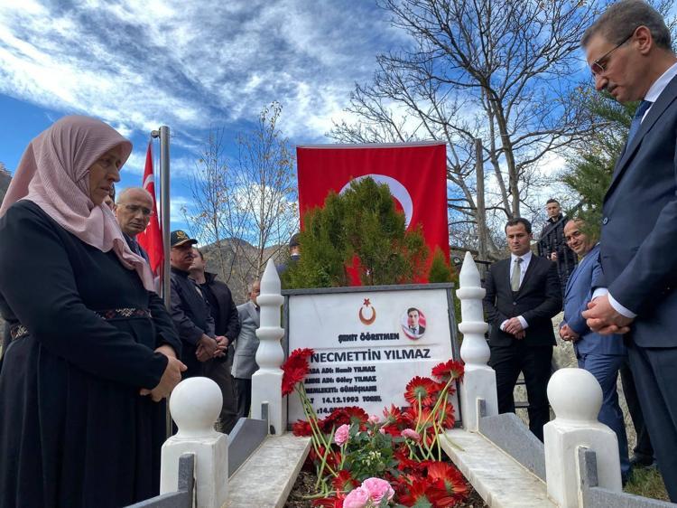 CESUR VE FEDAKAR BİR ÖĞRETMENDİ