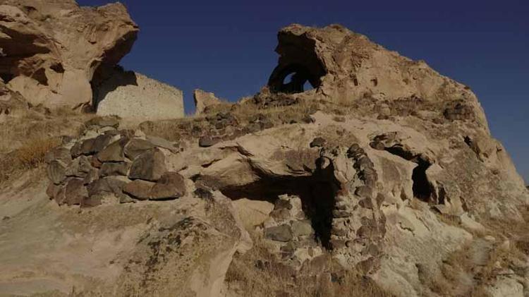 ‘İÇERİSİ ÇOK BÜYÜK’