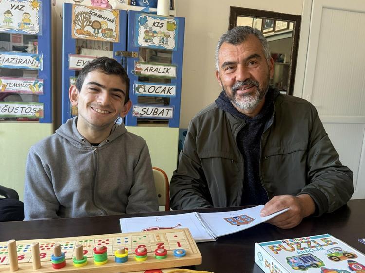 ÖMRÜMÜ ÇOCUĞUMA ADADIM