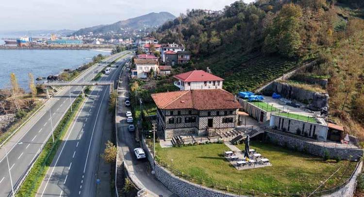 ‘TARİHE SAHİP ÇIKMAK LAZIM’