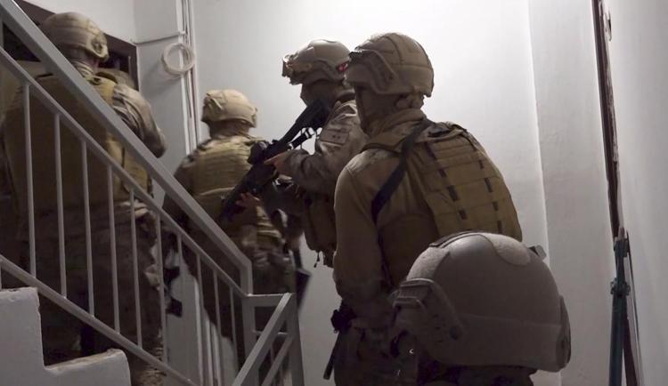 İTİRAZ ERDEN MÜŞTERİYE SİLAHLI TEHDİT