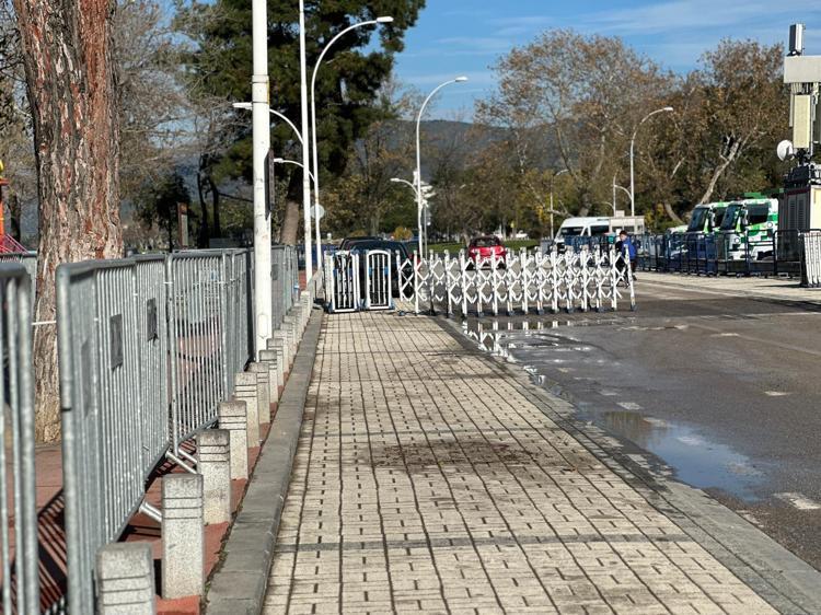 3 GÜNDÜR OTEL KAPASİTEMİZ TAMAMEN DOLU