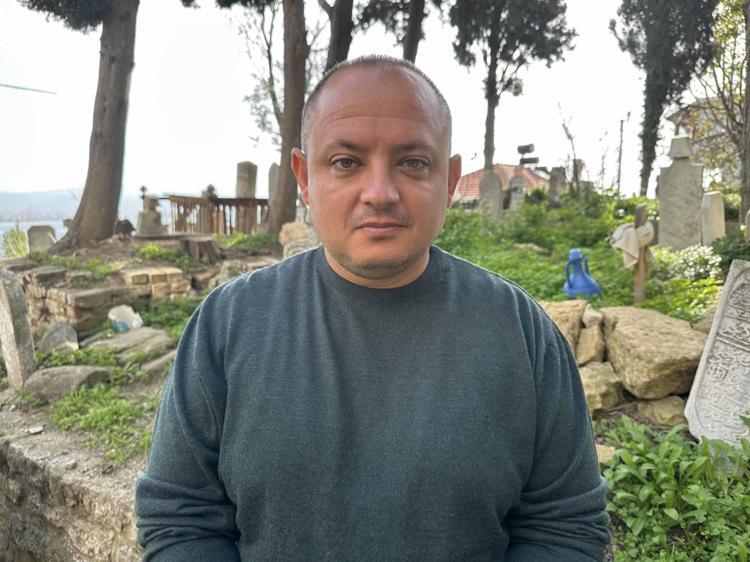 BAKIP SANMAYIN Kİ BEN ÖLDÜM