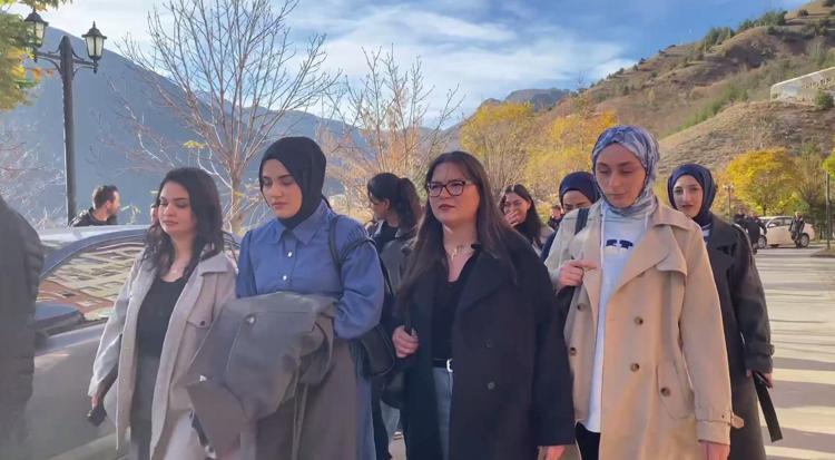 ŞİDDETİN HER TÜRLÜSÜNÜ REDDEDİYORUZ’