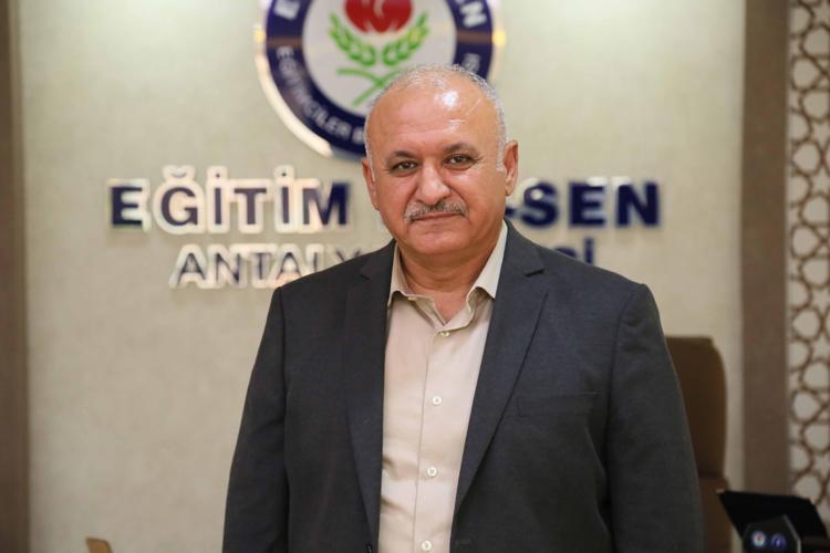 YAŞLARINA UYGUN OLMAYAN İÇERİKLER