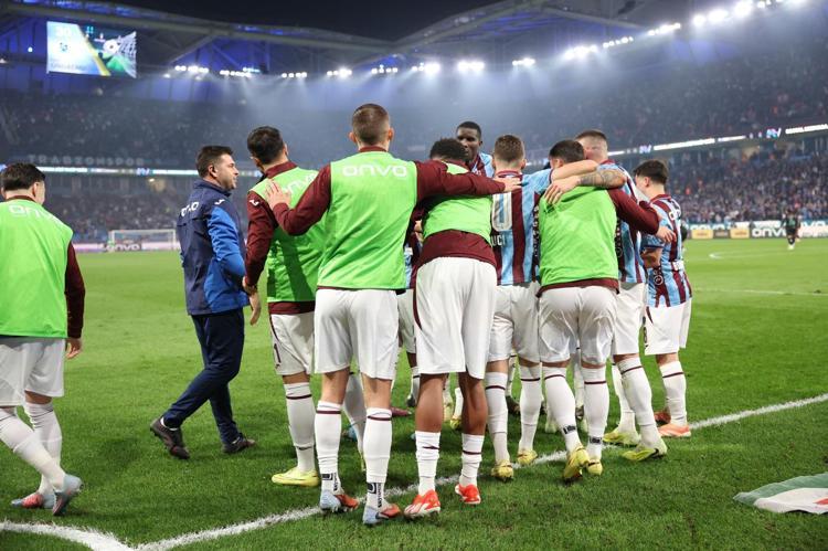 MUÇİ’NİN KARİYER REKORU VE İLK FRİKİK GOLÜ