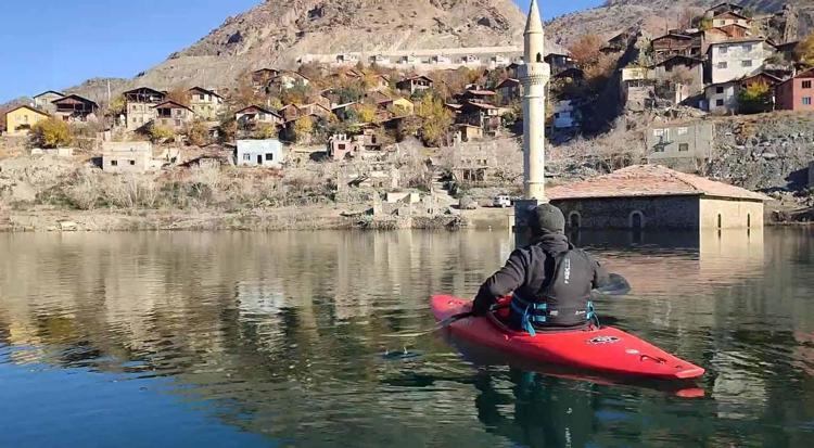 ‘BURADAKİ SERÜVENİN NASIL GERÇEKLEŞTİĞİNİN GÖRÜLMESİNİ İSTEDİM’