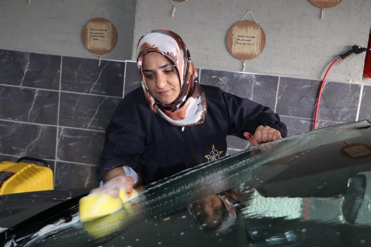 ‘KADINLAR YAPAMAZ DİYE BİR ŞEY YOK’