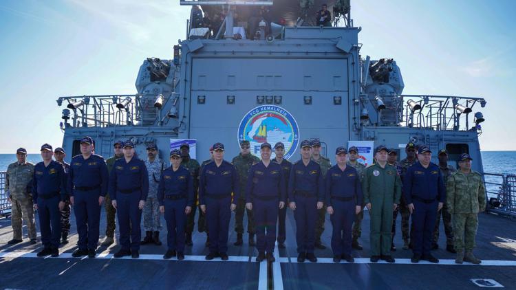 TATBİKATA 11 BİN PERSONEL KATILDI