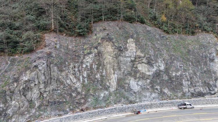 ‘BİZİM İÇİN ÖNCE İNSAN SAĞLIĞI’