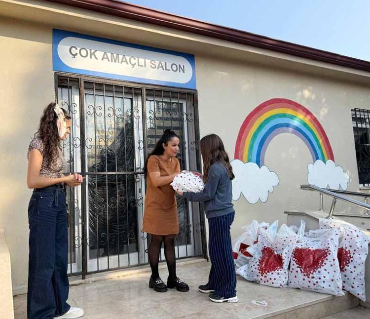 30 BİN GÖNÜLLÜ BAĞIŞÇIMIZ VAR