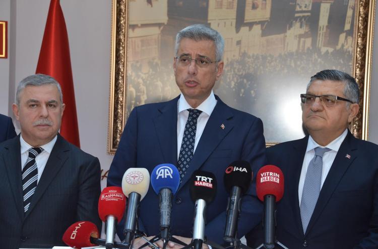 ‘DAHA İYİ, DAHA ULAŞILABİLİR SAĞLIK HİZMETİ İÇİN BURADAYIZ’