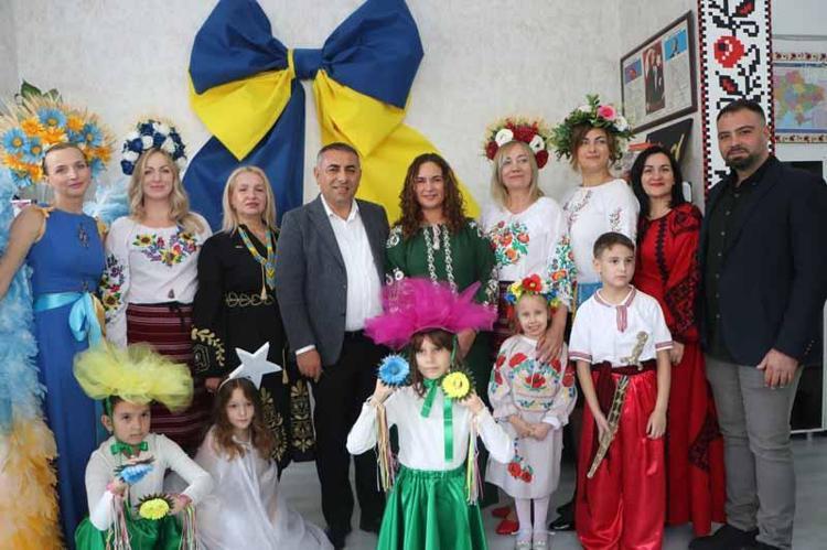 ÇOCUKLAR HEM TÜRKİYE HEM UKRAYNA DİPLOMASINA HAK KAZANACAK