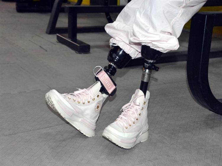 ‘PROTEZLERİMLE KALDIĞIM YERDEN DEVAM EDİYORUM’