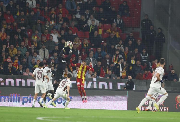 MUÇİ TARİHE GEÇTİ