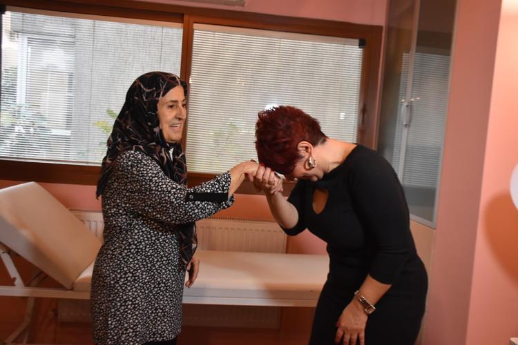 KIZIM AYAĞA KALKTI, BU DEFA BEN YATTIM