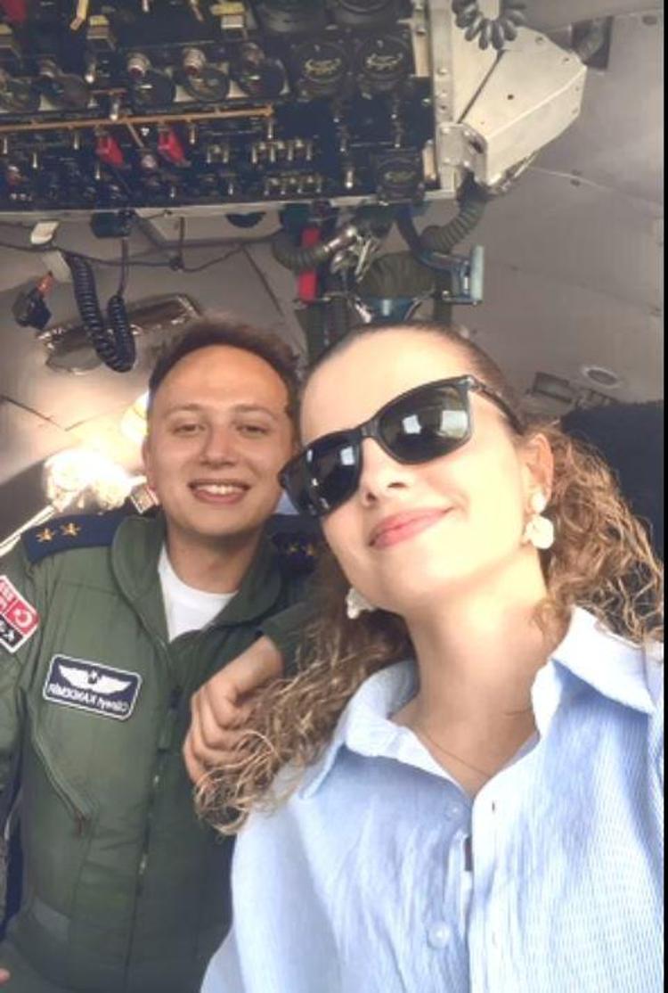 BERABER BU UÇAĞA GİTMİŞTİK