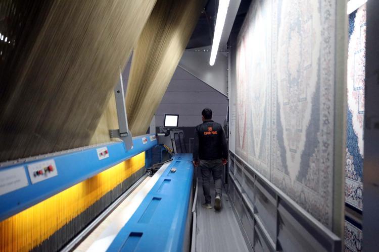 ‘HİÇBİR ÜLKE HALIDA BİZİMLE REKABET EDEMEZ’