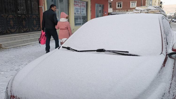 KARSTA ESKİ KIŞLAR YOK