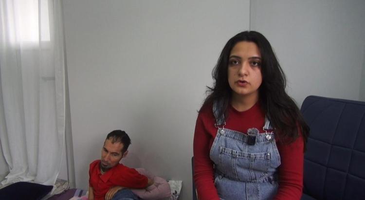 ‘KİTAPLARINA KALEM OLMAKTAN MUTLULUK DUYUYORUM’