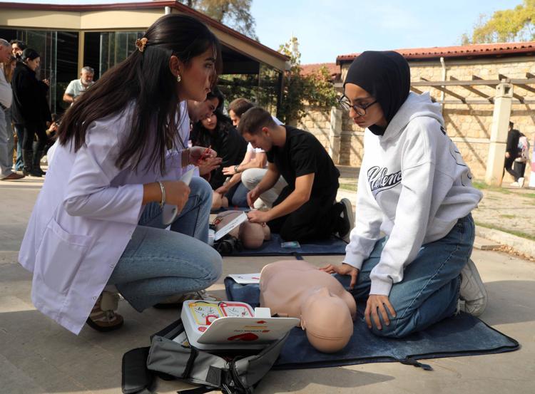 BELKİ BİR GÜN BİR HAYAT KURTARACAĞIM