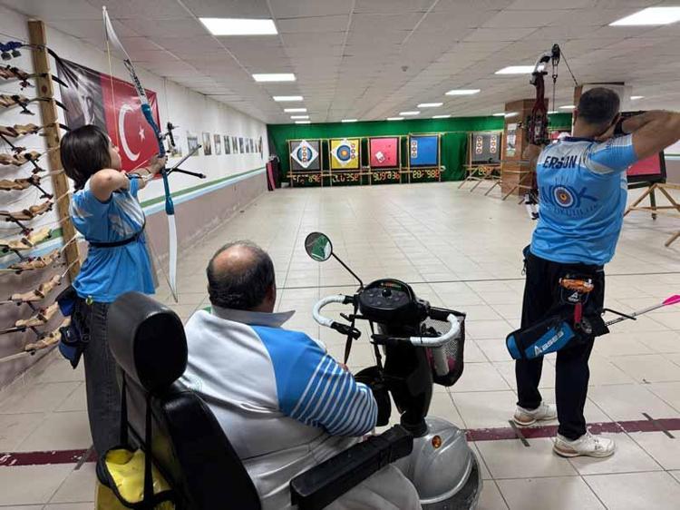 ‘ÖĞRENCİMİN MİLLİ TAKIMA SEÇİLDİĞİ GÜN EN MUTLU OLDUĞUM GÜNDÜ’