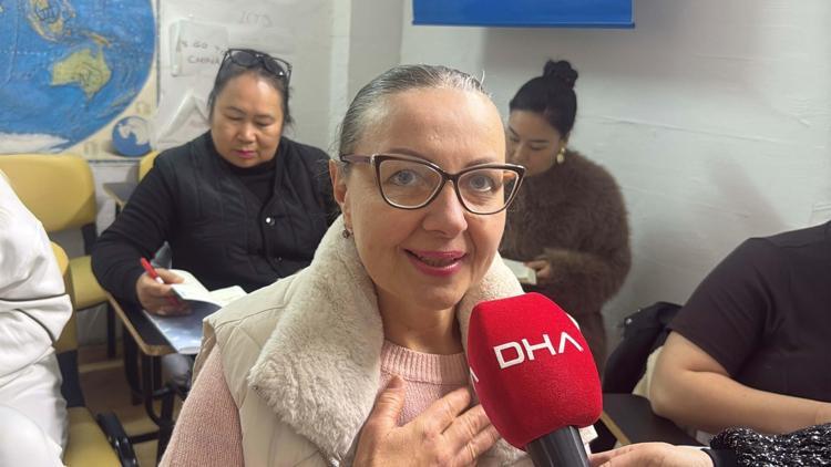 TÜRKİYEYİ VE TÜRKÇEYİ ÇOK SEVİYORUM