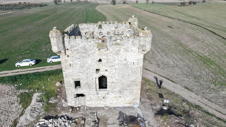 DAHA KAZILACAK ALANLAR VAR