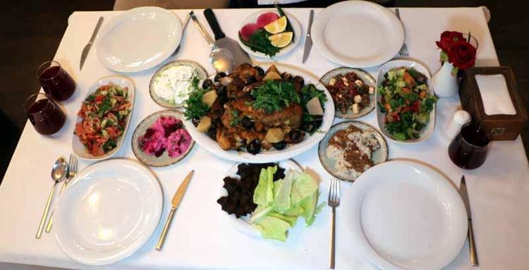 RESTORANDA 4 KİŞİLİK BİR AİLENİN YILBAŞI SOFRASI MALİYETİ