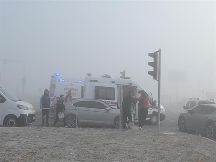 GAZETECİLERİ TARTAKLADI