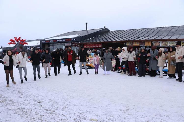 VAKİT BULDUKÇA BURAYA GELİYORUZ