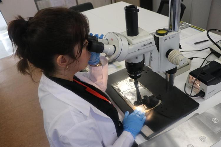 ŞAŞİ NUMARASI DEĞİŞTİRİLMİŞ ARAÇLAR İNCELENİYOR