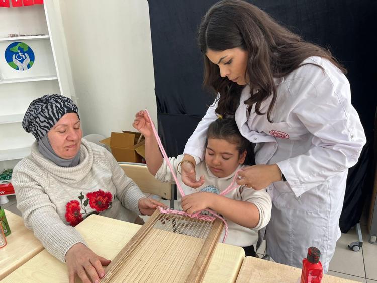 BU PROJE, ÜRETEN ELLERİN, IŞIK SAÇAN KALPLERİN PROJESİ