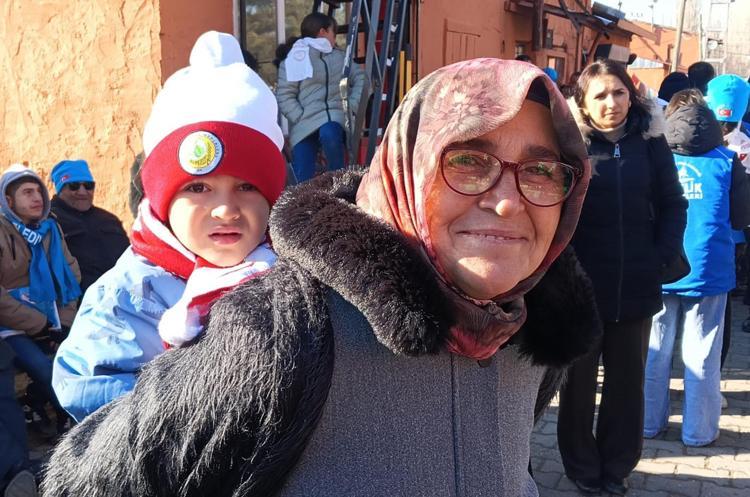 ‘CANLARINI VERMİŞLER, VATANI VERMEMİŞLER’