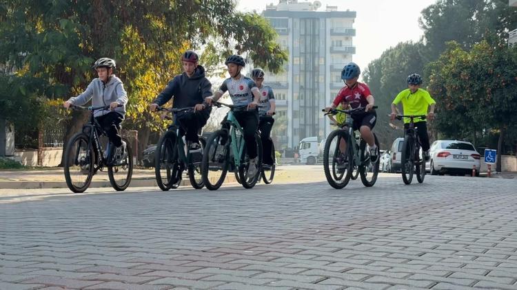 BOŞ ARSAYI ANTRENMAN ALANINA DÖNÜŞTÜRDÜLER