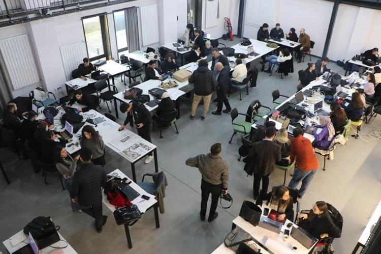 ZARARLIDAN FAYDALIYA DÖNÜŞÜM VURGUSU