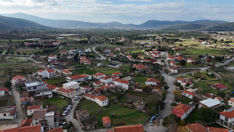 URLAYA BİR TURİZM KÖYÜ YAKIŞTI